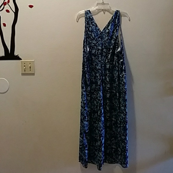 Avenue night gown 22/24 like new - Picture 2 of 4